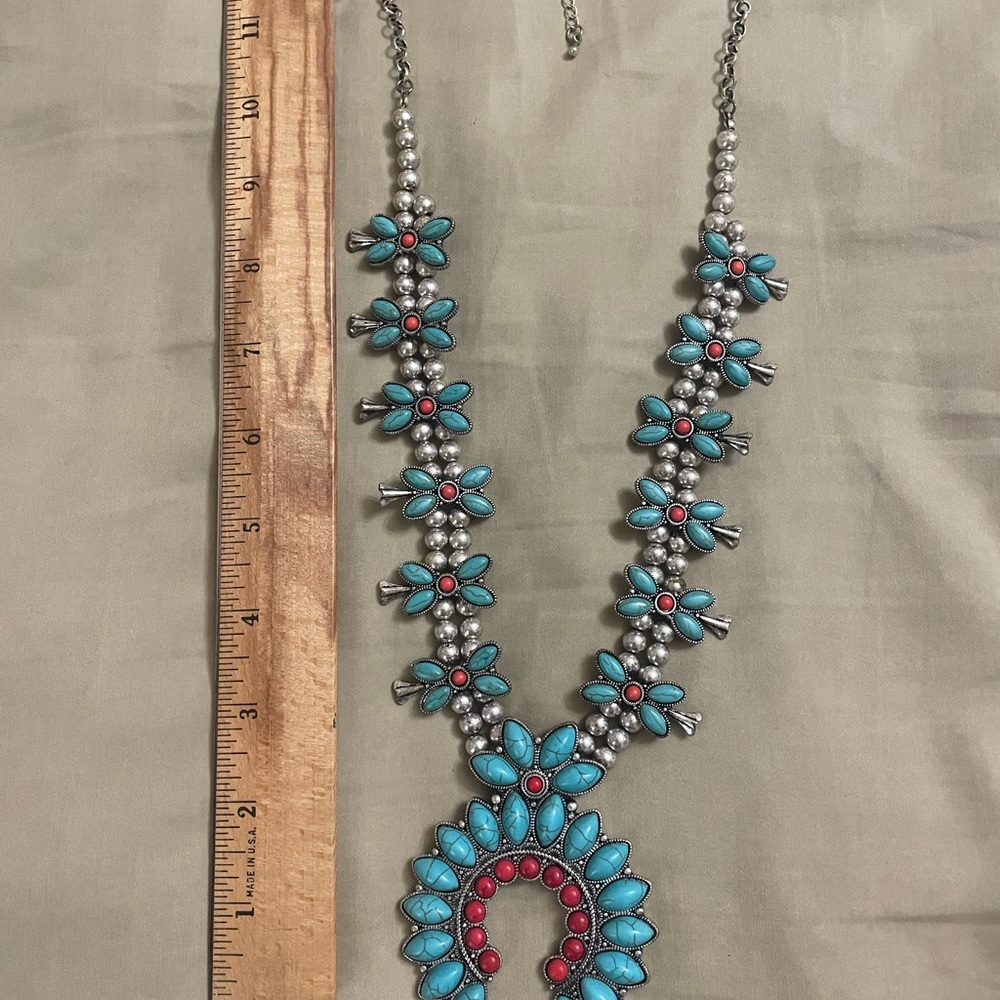 Turquoise and Silver boutique Floral squash blossom Necklace